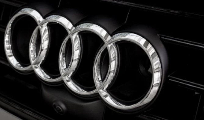 Фотошпиони заснеха новия кросоувър Audi Q8, ето как ще изглежда