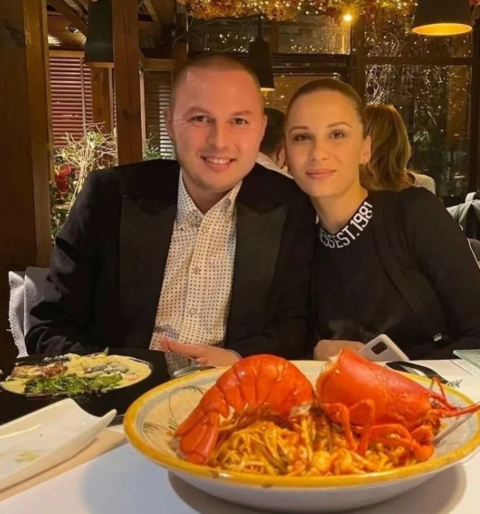 Това жената на Гъмзата ли е? Не прилича на себе си след поредица от интервенции СНИМКИ 