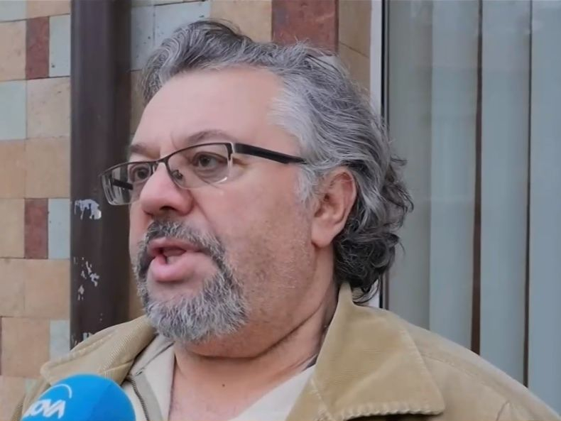 Слух: Асен Василев реализира плана, прецаква Манол Пейков за парламента
