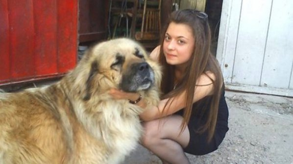 Убиха и закопаха 17 г. Мирослава заради огромен откуп, а похитителите ѝ... СНИМКИ