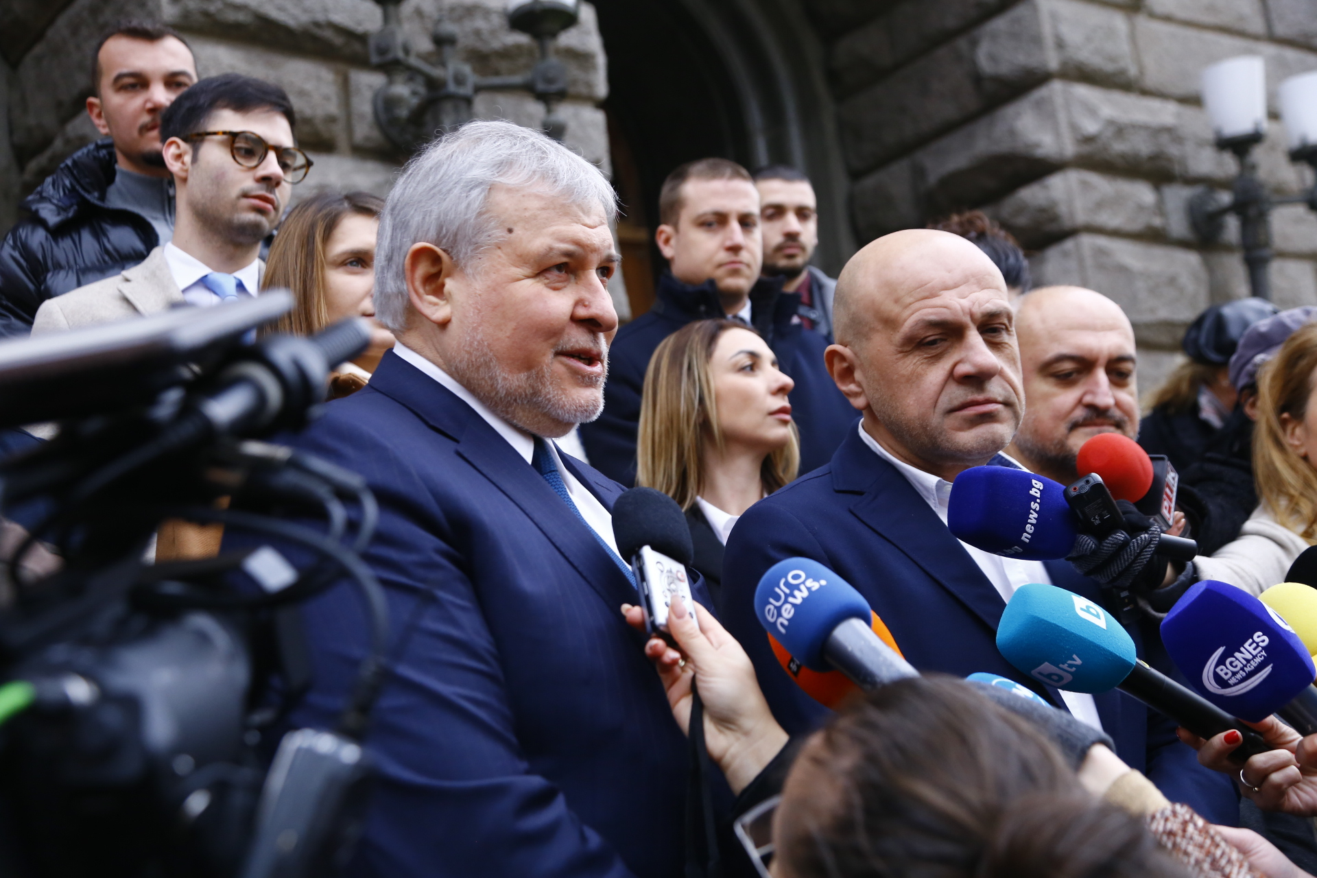 Загадка: ГЕРБ издаде тънка схема за правителство, това ли е новият кабинет