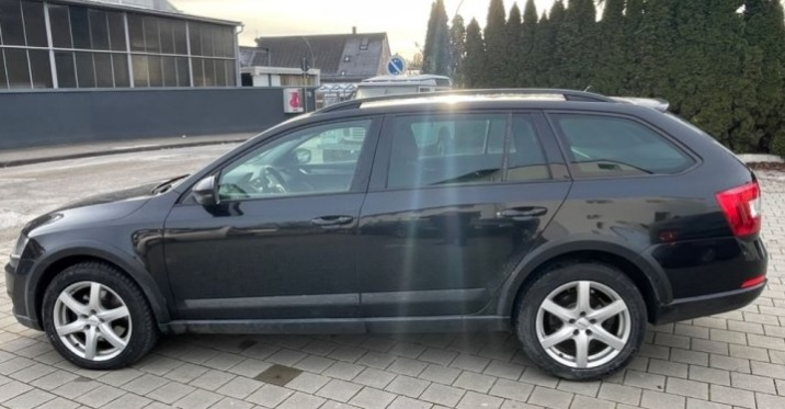 Образцова надежност: Вижте как изглежда Skoda Octavia след пробег от 1 млн. км СНИМКИ