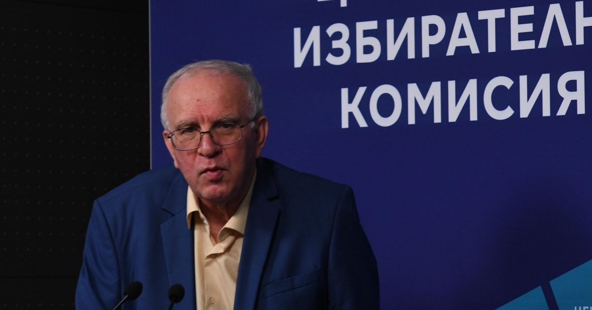 Скандал: Говорителят на ЦИК Цветозар Томов напусна поста си