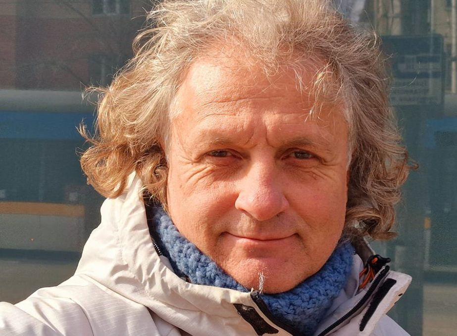 Къци разби мрежата с шега и каза защо Слави не прави "риск пчели, риск губи"