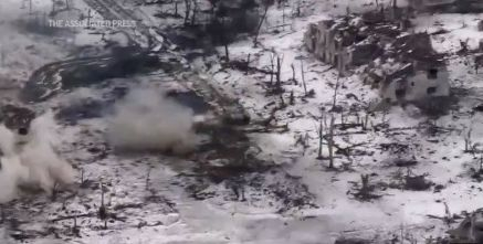 ВИДЕО от войната: Ожесточени сражения в центъра на Маринка 