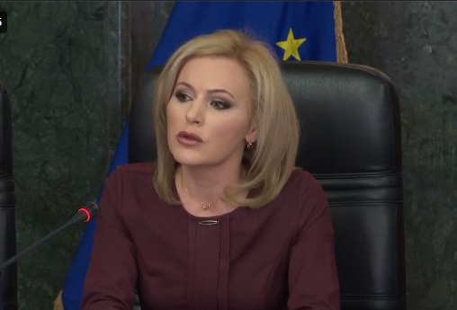 Нахвърлят се като пирани, разфасоват всичко за часове: Сарафов разобличи схемата на "Автоджамбазите" ВИДЕО