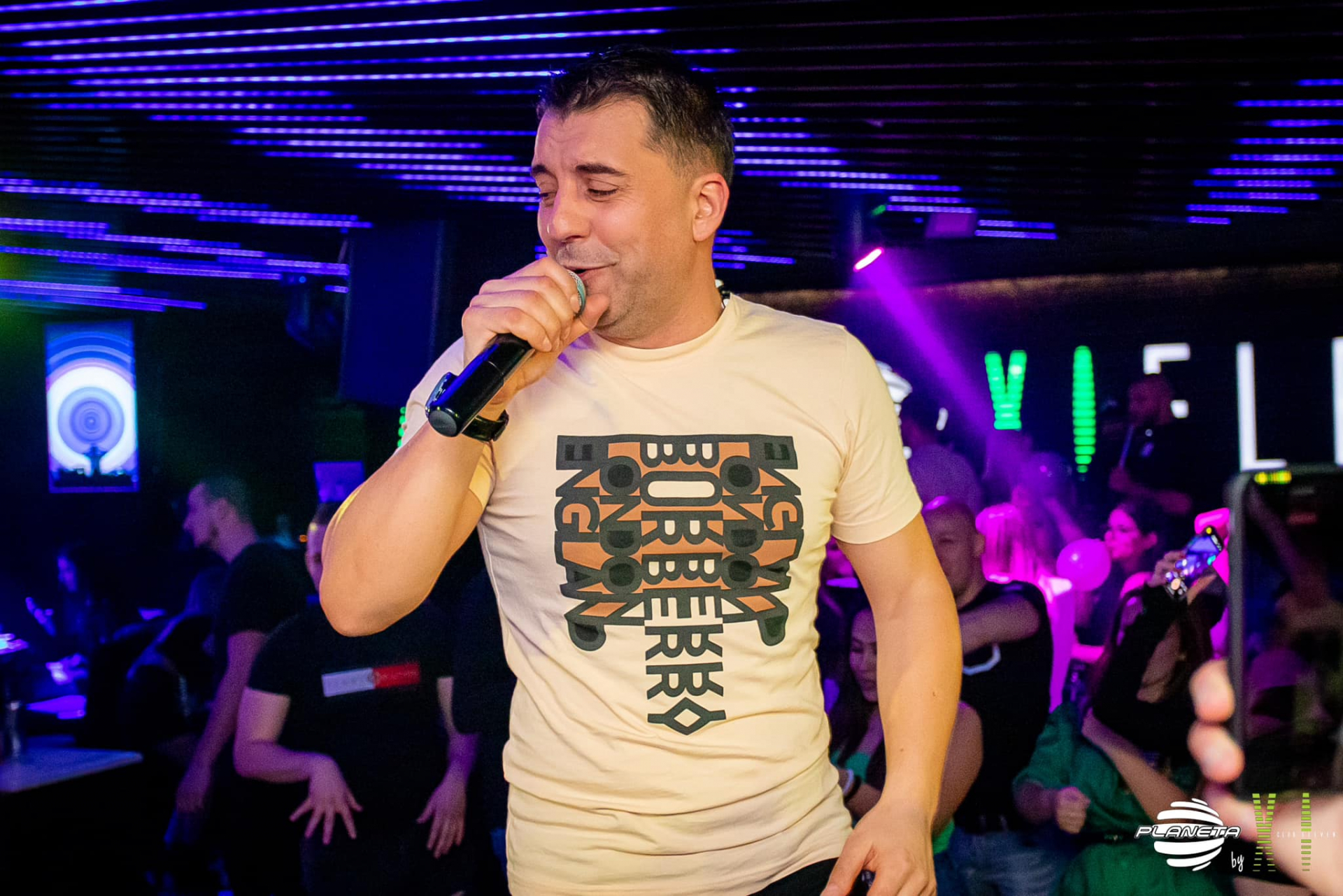 Борис Дали запя в дует с Алекса от "Игри на волята" в Студентски град ВИДЕО 