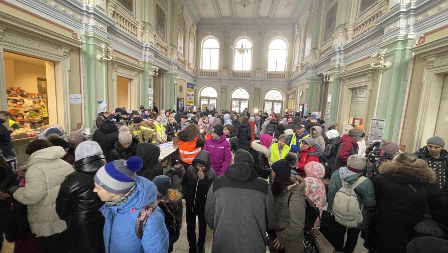 Полша задължава украинските бежанци да си плащат за престоя 