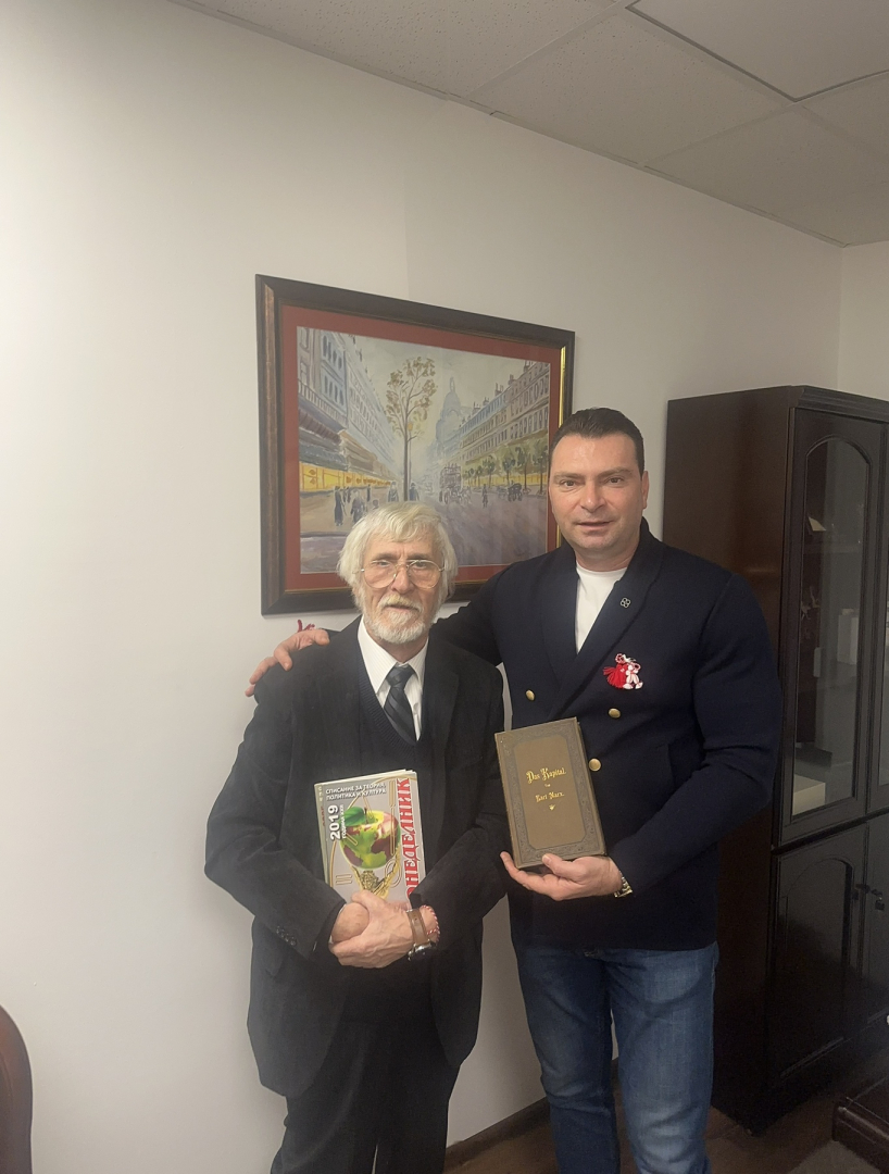 Паргов се похвали с безценен подарък за СИНПИ СНИМКИ