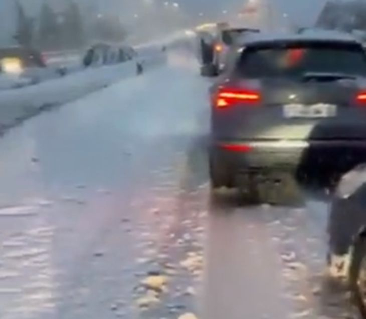 Паника в Майорка, заваля сняг ВИДЕО