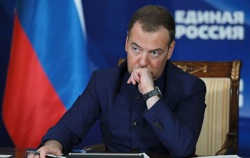 Медведев със смразяващо предупреждение към Германия заради завода за танкове в Киев 