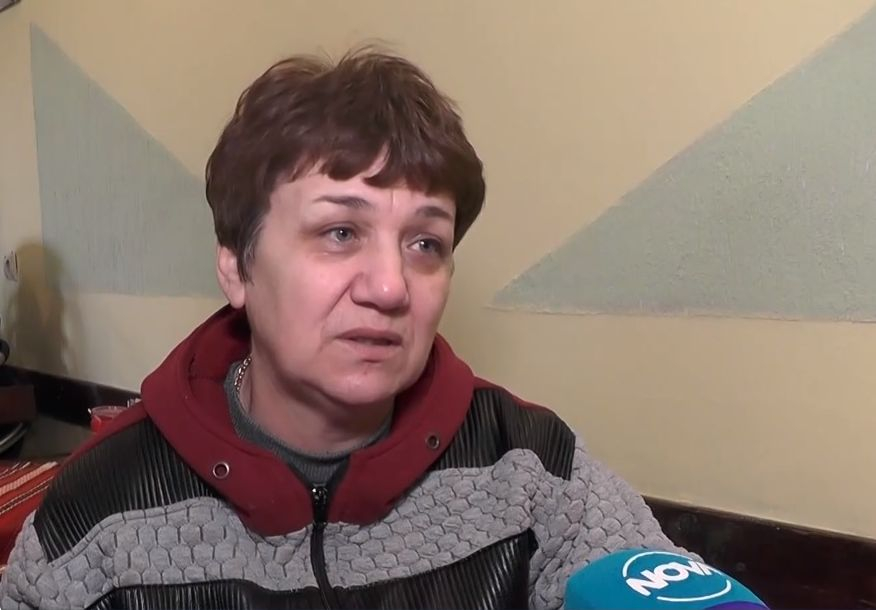Майка дава бъбрек за болния си син, но има нужда от помощ ВИДЕО