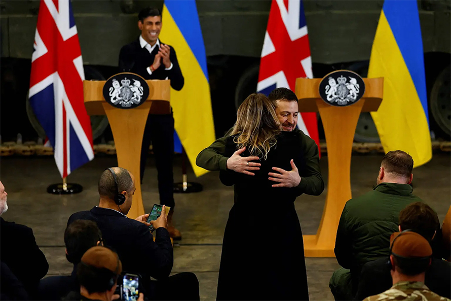  Le Monde diplomatique: Западните медии – авангард на войната, Киев и Зеленски