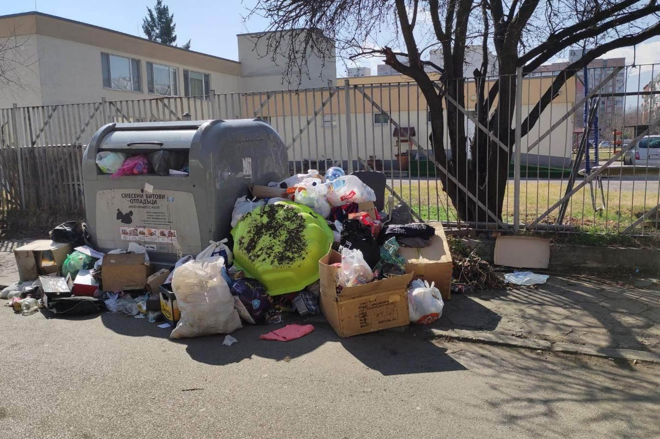 Столичани беснеят: Кой допусна това до децата ни СНИМКИ