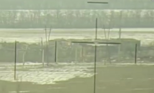ВИДЕО от войната: Показаха удар по хангар с танкове на ВСУ с нови високоточни боеприпаси