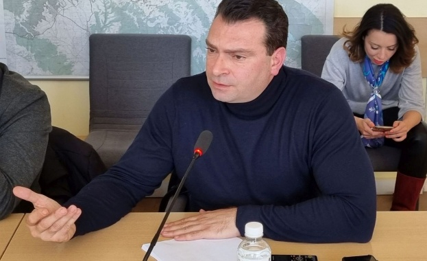 Калоян Паргов: Войната срещу паметниците нещо ще реши ли, ще спре ли случващото се в Украйна