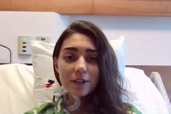 19-годишната Анита от болницата в Турция: Сякаш съм преродена!