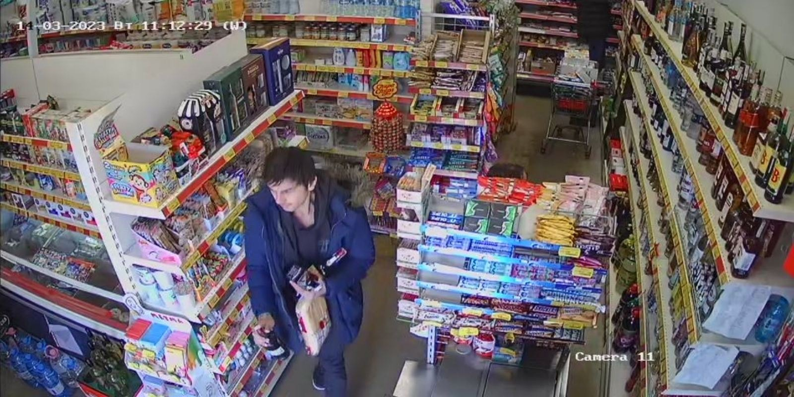 Мъж с красиво куче направи грозна шмекерия в магазин в София СНИМКИ 