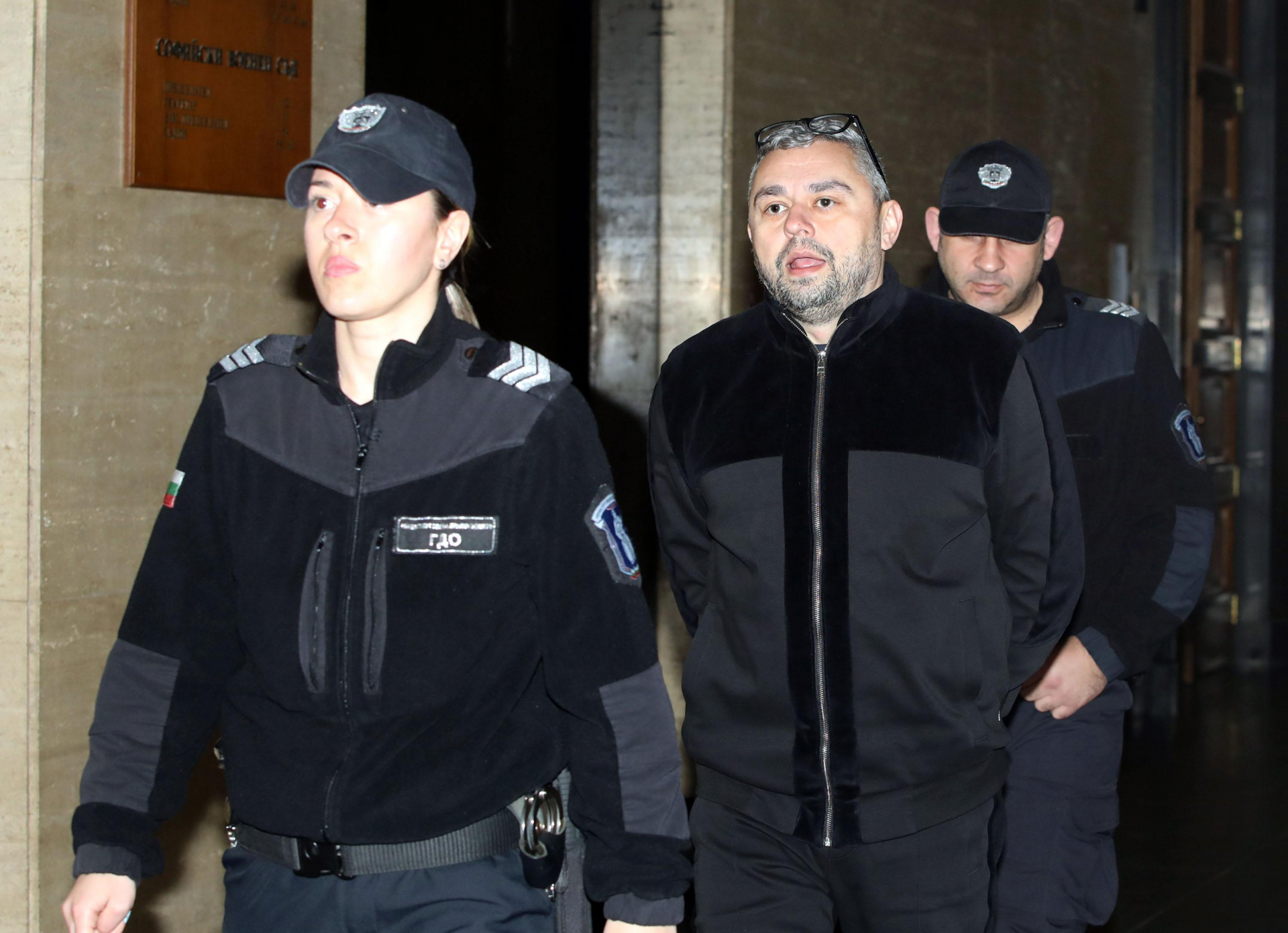 Първи СНИМКИ на един от страховитата мафиотска група, заплашвала магистрати