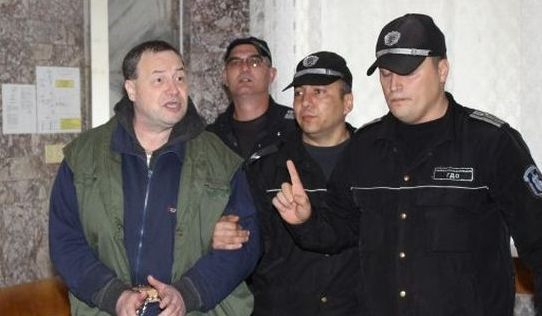 Кървава баня с убит командос и още трима ранени спецполицаи - какво се случи в Лясковец  