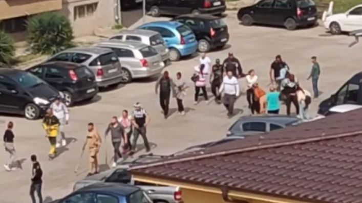 Нов ужас: Масов жесток бой между два рода в Девин!