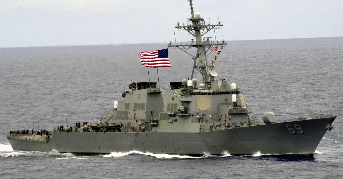 Голяма драма с US военен кораб в Южнокитайско море