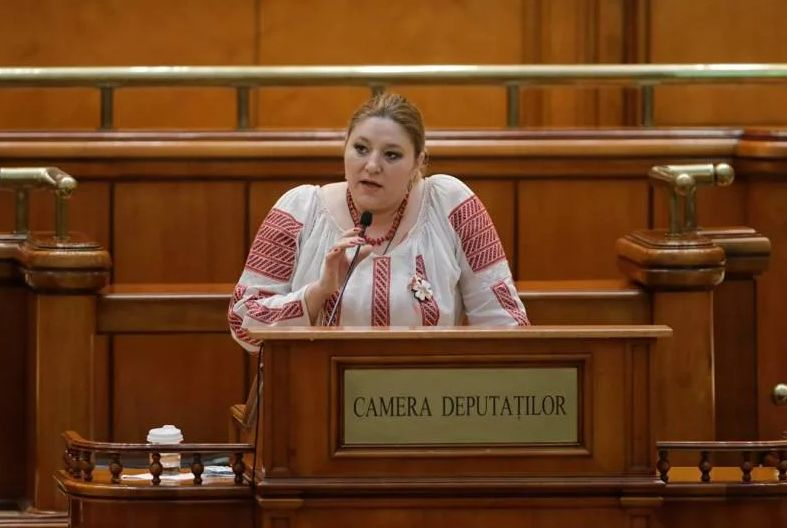 Румънска сенаторка внесе проектозакон за анексирането на редица райони от Украйна 