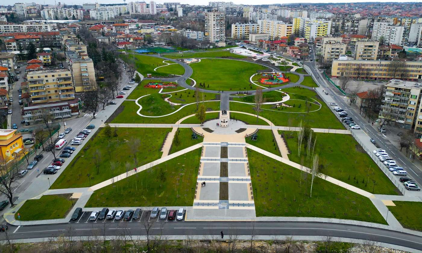 Този приказен парк у нас ще бъде открит на 26 март СНИМКИ