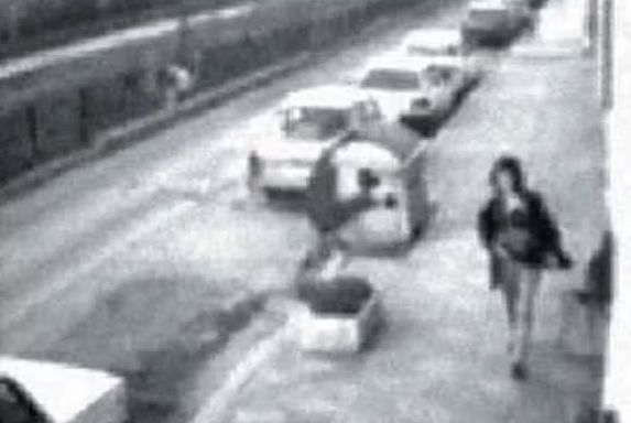 Едно от най-загадъчните убийства на Прехода, което за малко да изяде главата на Иван Костов СНИМКИ