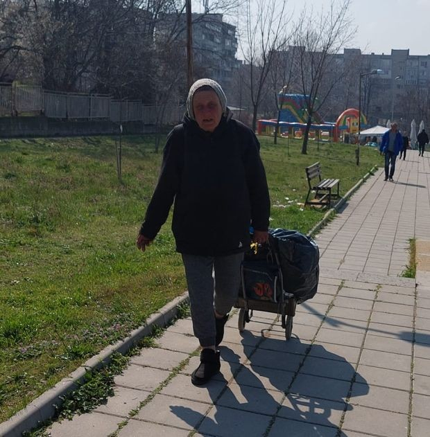 Варненка бие тревога: Всички майки с деца да се пазят от тази жена! СНИМКА