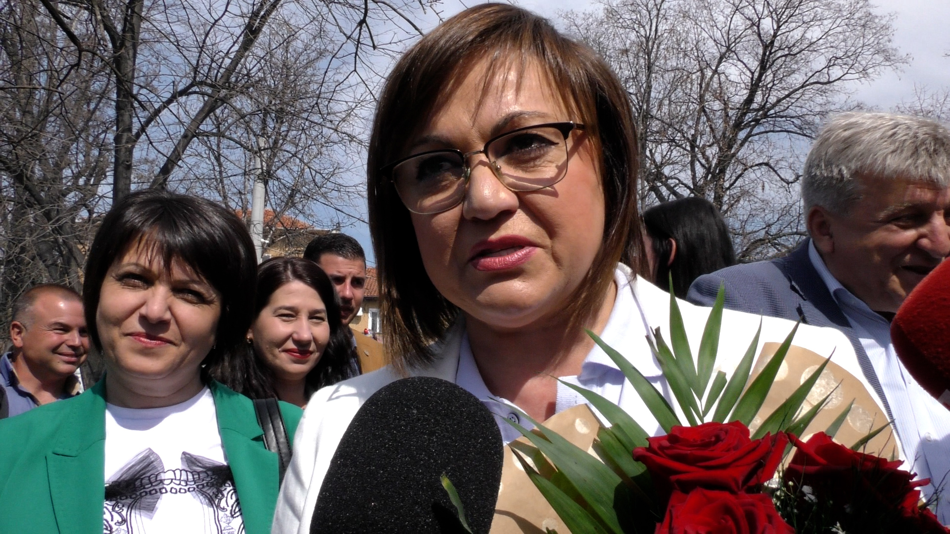 Нинова огласи пред БЛИЦ голяма новина от сутринта и проговори за Румен Радев и ареста на Путин