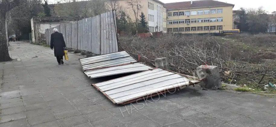 Страшна стихия брули България, помита всичко по пътя си ВИДЕО 