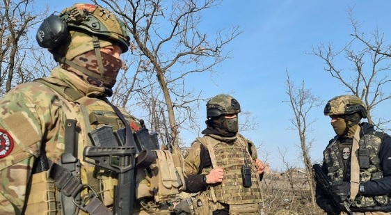 ЧВК "Вагнер" премина към нова тактика в Бахмут, боевете вече се водят... ВИДЕО