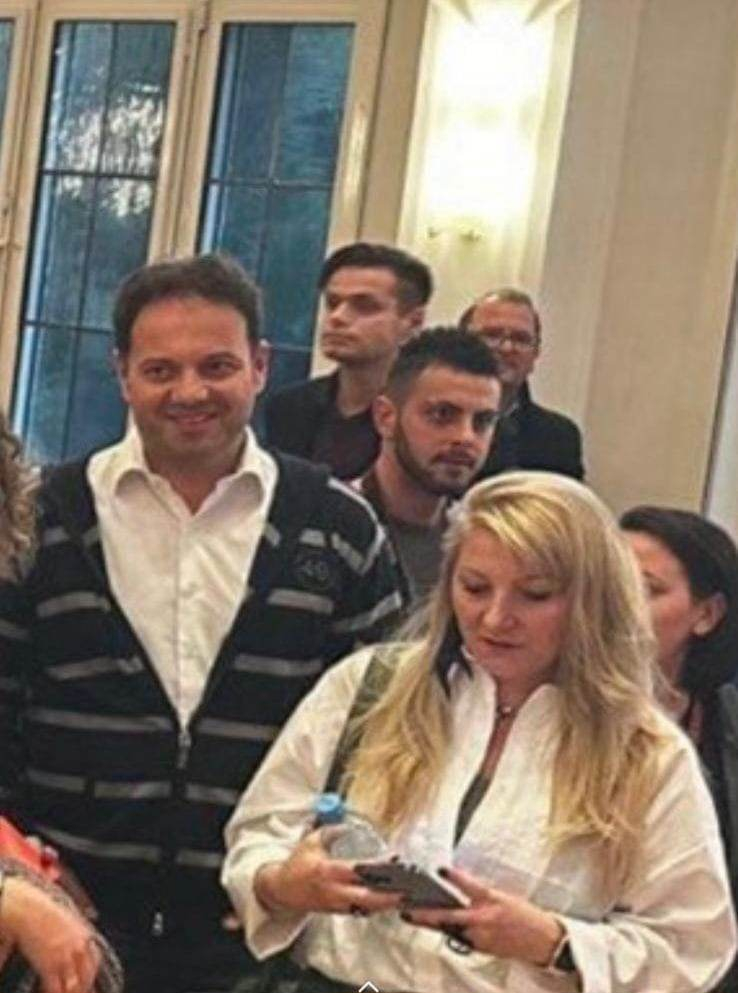 Скандални СНИМКИ: Издирван БГ аферист до Петков и Хазарта във Виена и Лондон