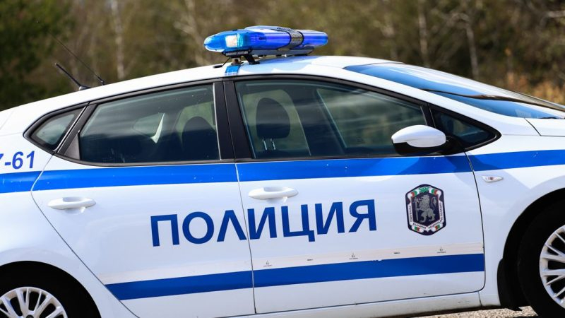 Карък! Кърджалиец си сложи фалшиви номера на колата, но се оказа, че...
