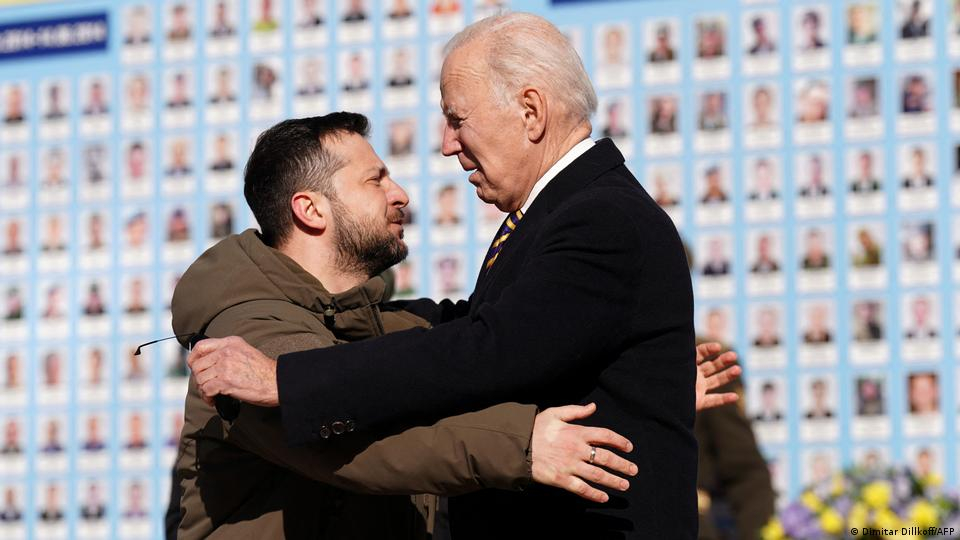 Киев поиска целият свят да плаща данък "война"