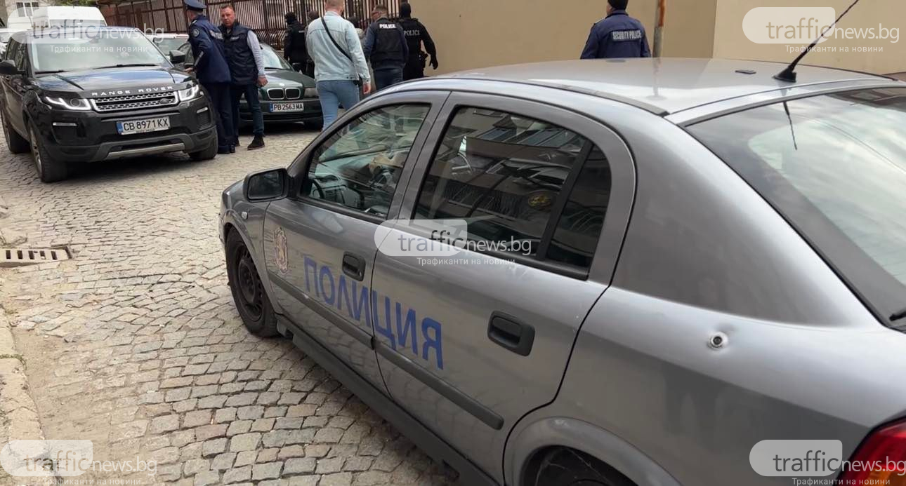 Първи СНИМКИ на 16-г. от "Столипиново", задържан бомбените атаки по школата 