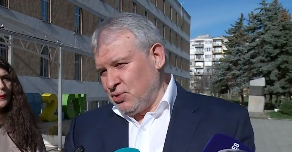 Румен Христов: Надявам се политиците да седната на една маса и да има редовно правителство