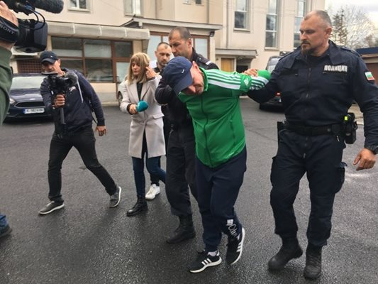 Шок! Закопчаха председател на секция в Кърджалийско заради... ВИДЕО
