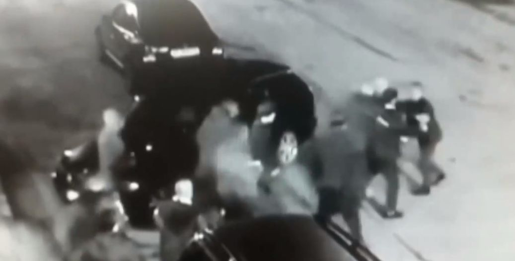 Активисти на ГЕРБ и ДПС се хванаха за гушите в Силистренско заради... ВИДЕО 