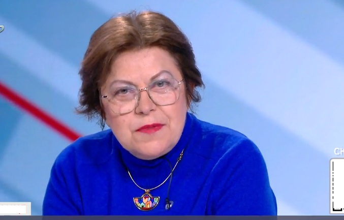 Татяна Дончева върза тенекия на Хекимян и цъфна в студиото при Ризова