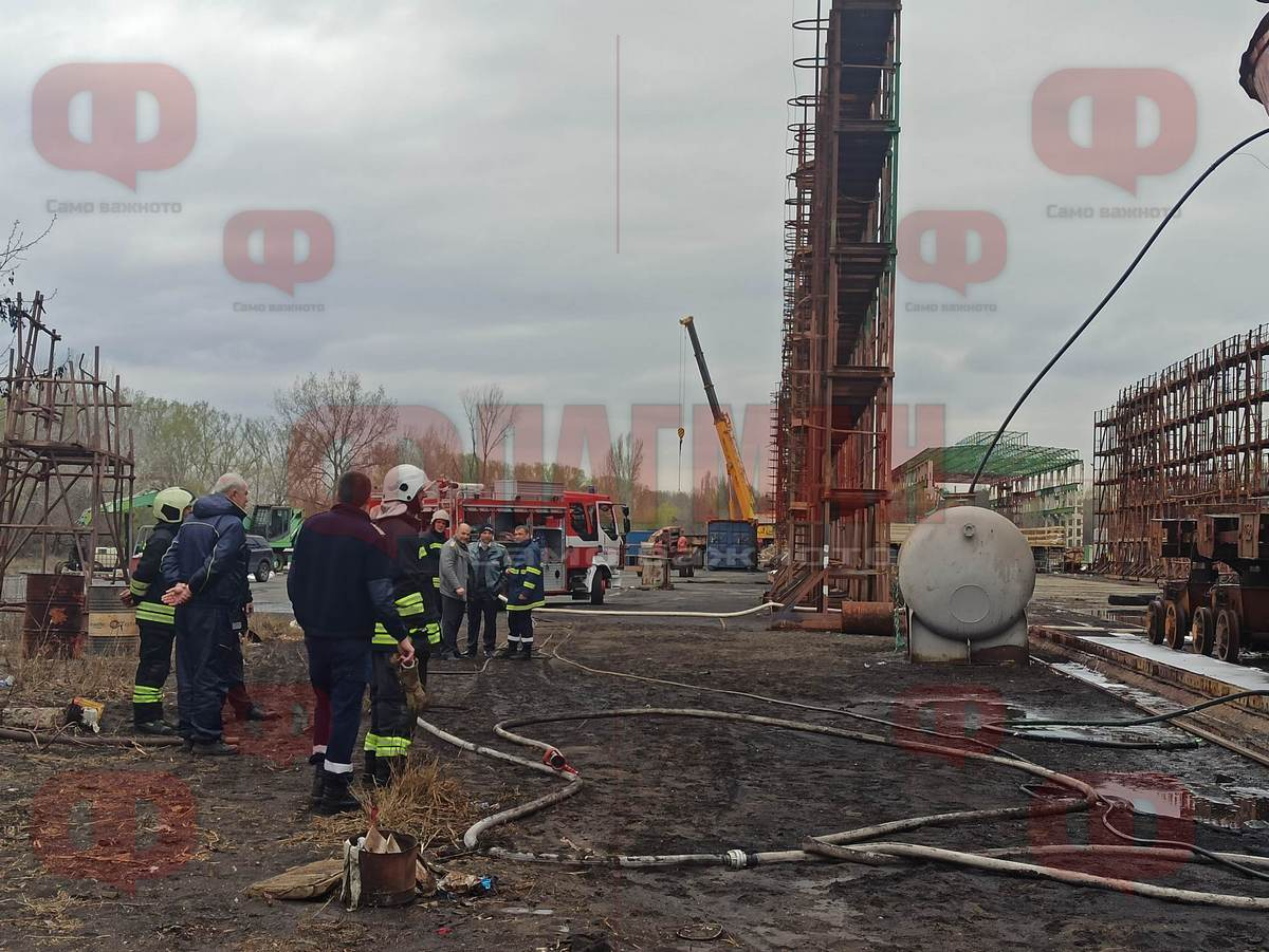 СНИМКИ от дрон разкриват мащабите на огнения ужас в Бургас 