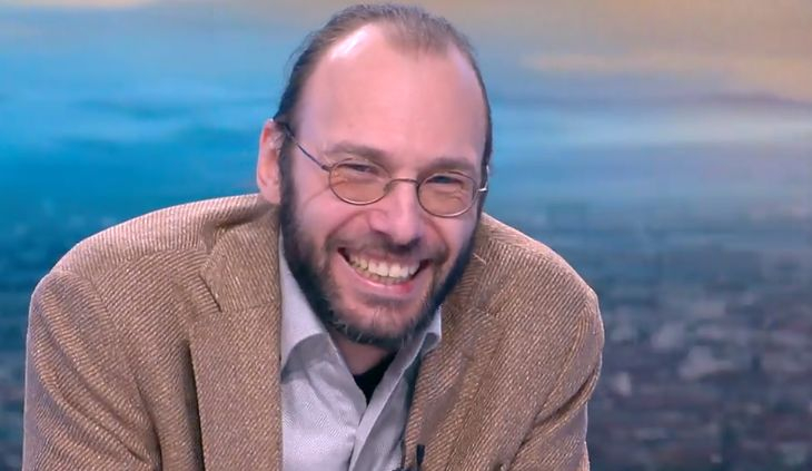 Колоритен участник от „Стани богат“ шокира Златимир Йочев СНИМКИ
