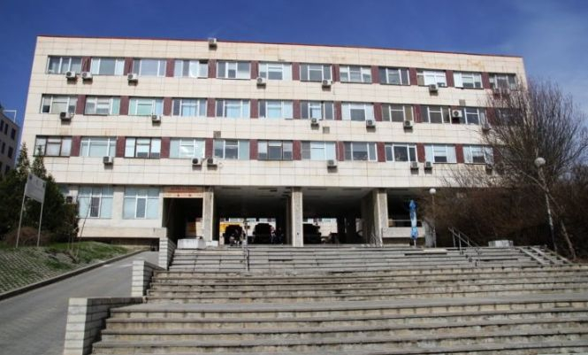 Прокуратурата влезе в благоевградската болница заради 20-дневния Боби