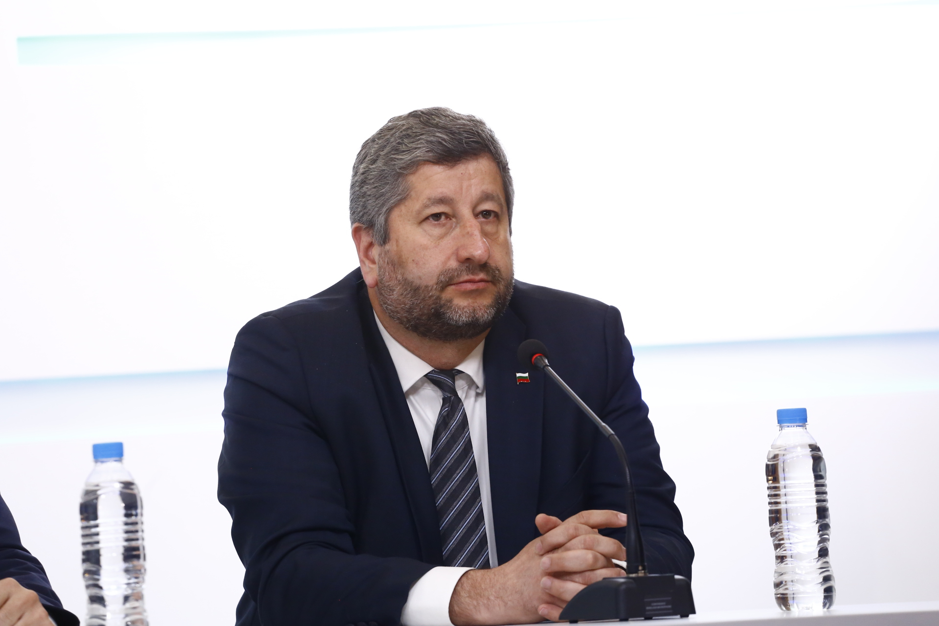 Режисьор за оставката на Христо Иванов: Най-после нещо правилно от тях