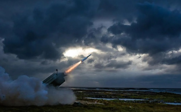 ВИДЕО от войната: ВСУ показаха как действа ЗРК NASAMS 