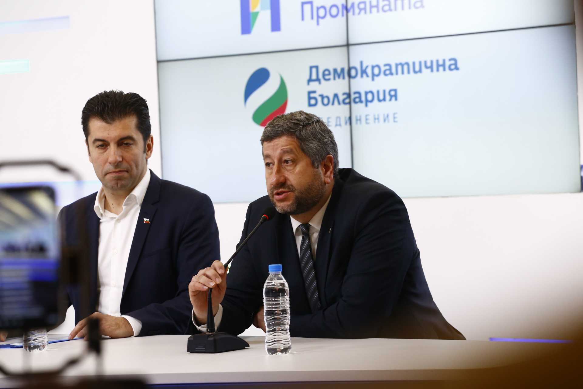 Радомир Чолаков разкости политическия рекет на ПП-ДБ и отсече: Христо Иванов го е страх от...