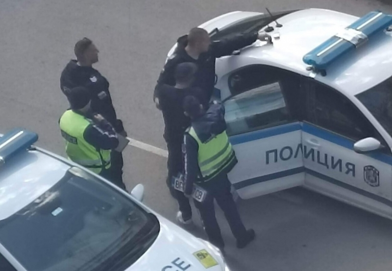 Жестока гонка с две патрулки във Враца, такова чудо не се е случвало отдавна СНИМКИ