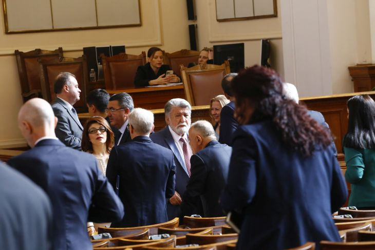 Вежди Рашидов с първи думи след шока от парламента!