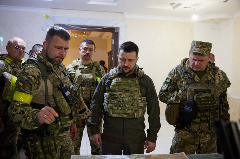Foreign Policy: Украинския елит се сдърпа дали да се опитат да си върнат Крим
